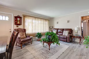 1009 Westmoreland Ave, Waukegan, IL 60085 - Photo 4