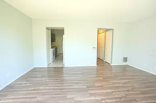 2684 Waterford Ct, Aurora, IL 60502 - Photo 6