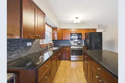 292 Bensley Avenue, Calumet City, IL 60409 - Photo 14