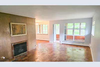 645 Judge Avenue, Waukegan, IL 60085 - Photo 8