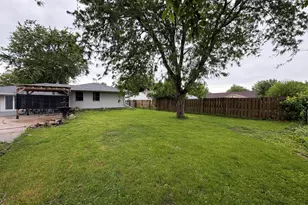 201 N Scandia St, Alpha, IL 61413 - Photo 4