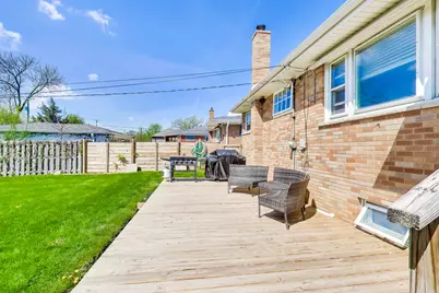 1789 Farwell Avenue, Des Plaines, IL 60018 - Photo 18