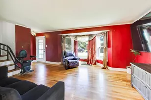 2923 W 97th St, Evergreen Park, IL 60805 - Photo 4