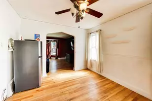 2923 W 97th St, Evergreen Park, IL 60805 - Photo 8