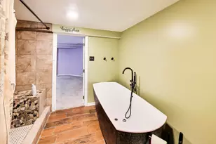 2923 W 97th St, Evergreen Park, IL 60805 - Photo 24