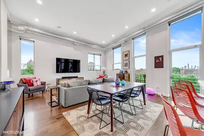 2411 W Walton Street #3E, Chicago, IL 60622 - Photo 2