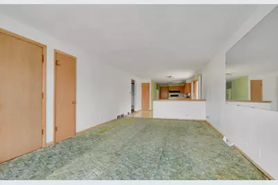 843 W 34th Place, Chicago, IL 60608 - Photo 18