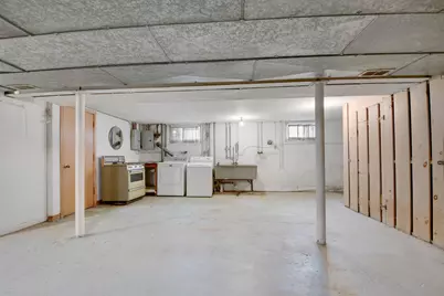 843 W 34th Place, Chicago, IL 60608 - Photo 26