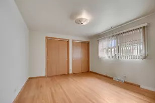 843 W 34th Pl, Chicago, IL 60608 - Photo 10