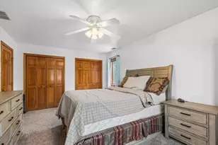 2142 N Summit St, Wheaton, IL 60187 - Photo 22