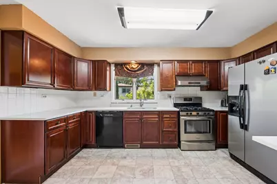 2142 N Summit Street, Wheaton, IL 60187 - Photo 12