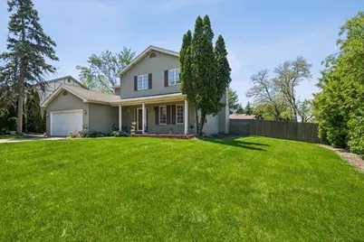 2142 N Summit Street, Wheaton, IL 60187 - Photo 4