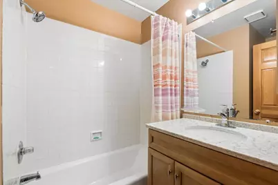 2142 N Summit Street, Wheaton, IL 60187 - Photo 20