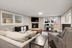 5911 N Keating Ave, Chicago, IL 60646 - Photo 20