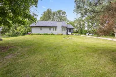 2391 Newburg Road, Belvidere, IL 61008 - Photo 26