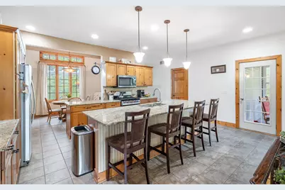 2391 Newburg Road, Belvidere, IL 61008 - Photo 6