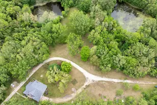 2391 Newburg Rd, Belvidere, IL 61008 - Photo 28