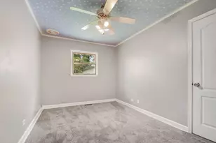 419 S Orchard Dr, Park Forest, IL 60466 - Photo 8
