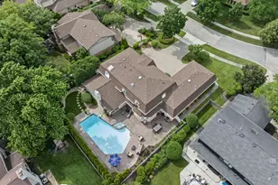 3631 Indian Wells Ln, Northbrook, IL 60062 - Photo 6