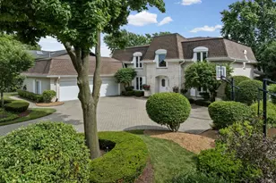 3631 Indian Wells Ln, Northbrook, IL 60062 - Photo 2