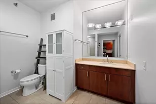 757 N Orleans St, Chicago, IL 60654 - Photo 14
