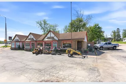 202 E Maple Street, New Lenox, IL 60451 - Photo 1