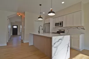 414 2nd Ave, Ottawa, IL 61350 - Photo 6