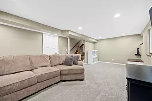 27W359 Aspen Ct, Winfield, IL 60190 - Photo 26