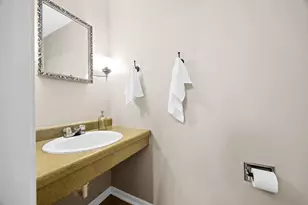 27W359 Aspen Ct, Winfield, IL 60190 - Photo 16