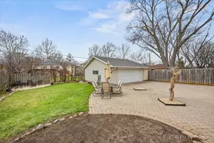 458 N 5th Ave, Des Plaines, IL 60016 - Photo 8