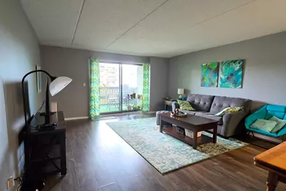917 Vose Drive #411, Gurnee, IL 60031 - Photo 2