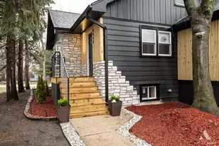 8459 S 85th Ct, Hickory Hills, IL 60457 - Photo 1