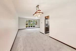 847 College Ave, Matteson, IL 60443 - Photo 10