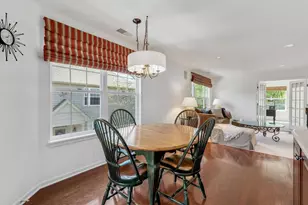 11025 Edgebrook Ln, Indian Head Park, IL 60525 - Photo 14