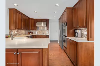 11025 Edgebrook Lane, Indian Head Park, IL 60525 - Photo 12