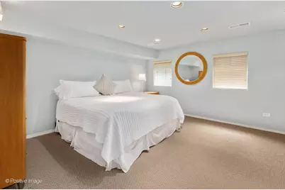 11025 Edgebrook Lane, Indian Head Park, IL 60525 - Photo 26