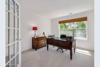 11025 Edgebrook Lane, Indian Head Park, IL 60525 - Photo 18
