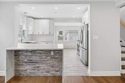 5836 N Manton Avenue, Chicago, IL 60646 - Photo 8