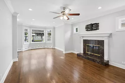 5836 N Manton Avenue, Chicago, IL 60646 - Photo 4