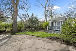 7012 N Kenton Ave, Lincolnwood, IL 60712 - Photo 22