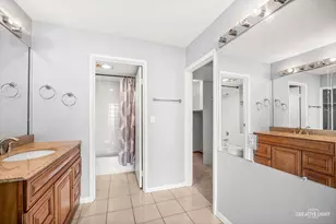 2015 S Finley Rd, Lombard, IL 60148 - Photo 10