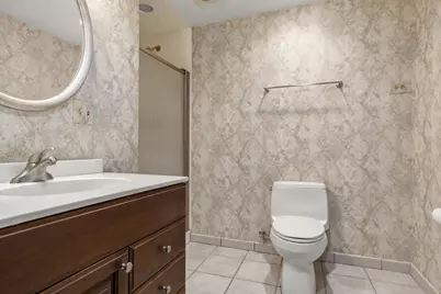 329 S Fairfield Avenue, Lombard, IL 60148 - Photo 16