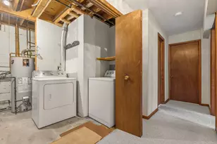 329 S Fairfield Ave, Lombard, IL 60148 - Photo 14