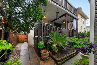 5438 W Melrose Street, Chicago, IL 60641 - Photo 32