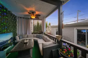 5438 W Melrose St, Chicago, IL 60641 - Photo 16