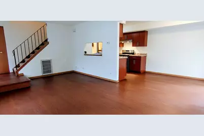 300 Teak Lane, Streamwood, IL 60107 - Photo 4