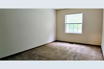 300 Teak Lane, Streamwood, IL 60107 - Photo 14