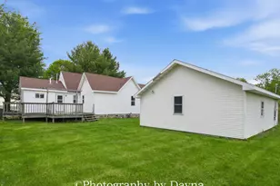 201 NW Lexington St, Iroquois, IL 60945 - Photo 28