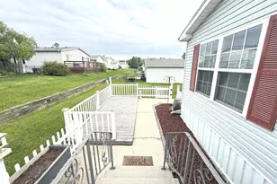 71 Begonia Dr, Matteson, IL 60443 - Photo 20