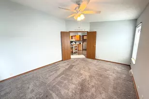 71 Begonia Dr, Matteson, IL 60443 - Photo 8